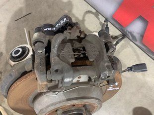 Суппорт тормозной DG9C2B712A Ford Fusion