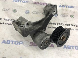 Кронштейн генератора 06E903143H Audi Q7
