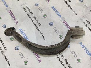 Важіль передньої підвіски поперечний нижній 4G0407696 Audi A6