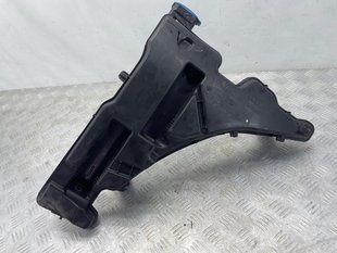 Бачок омивача скла 8W0955451L Audi A4 Allroad