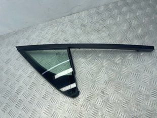 Стекло глухое передней двери левое 4M0845113 Audi Q7 Audi Q7, Audi SQ7