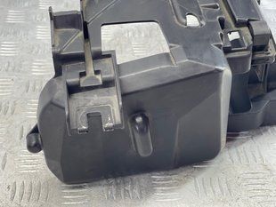 Крепление фары левое 4L0941613B Audi Q7 Audi Q7
