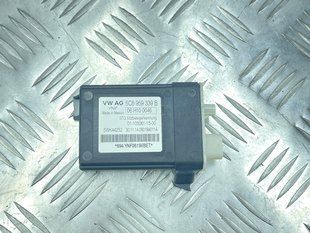 Блок управления распознавания занятости сиденья 5C6959339B00D Volkswagen Passat