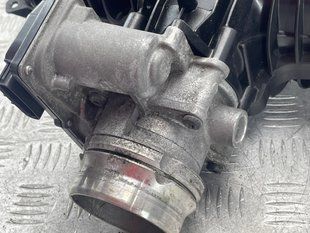 Коллектор впускной с дросселем 31431777 Volvo XC90