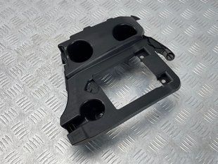 Направляющая заднего бампера 4G5807394D Audi A6