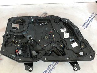 Склопідйомник Volkswagen Touareg