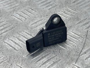 Датчик абсолютного тиску (MAP) 06E906051AA Audi Q7 Audi A6, Audi A7, Audi A8, Audi Q7, Audi Q8, Audi RS3, Audi RS5, Audi S5, Audi S5 Sportback, Audi S8, Audi SQ7, Audi SQ8, Audi TT
