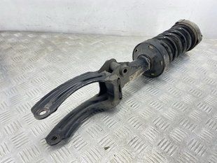 Стійка амортизатора в зборі з пружиною 7P6413032AP Volkswagen Touareg