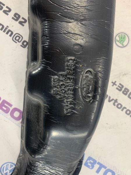 Пыльник крыла DS73F16E561AA Ford Fusion