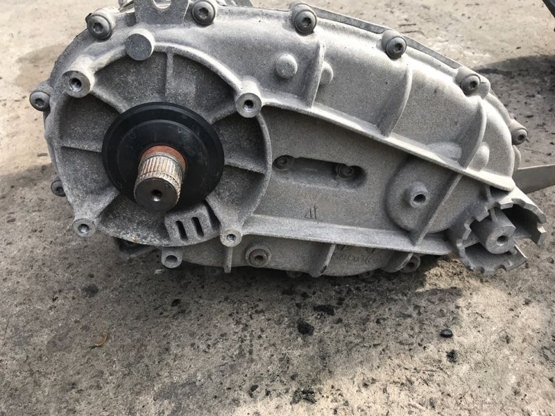Раздаточная коробка 0BU341010Q Audi Q7