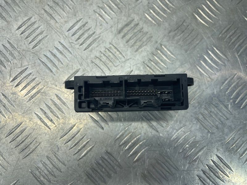 Блок управления двери DG9T14B533CA Ford Fusion