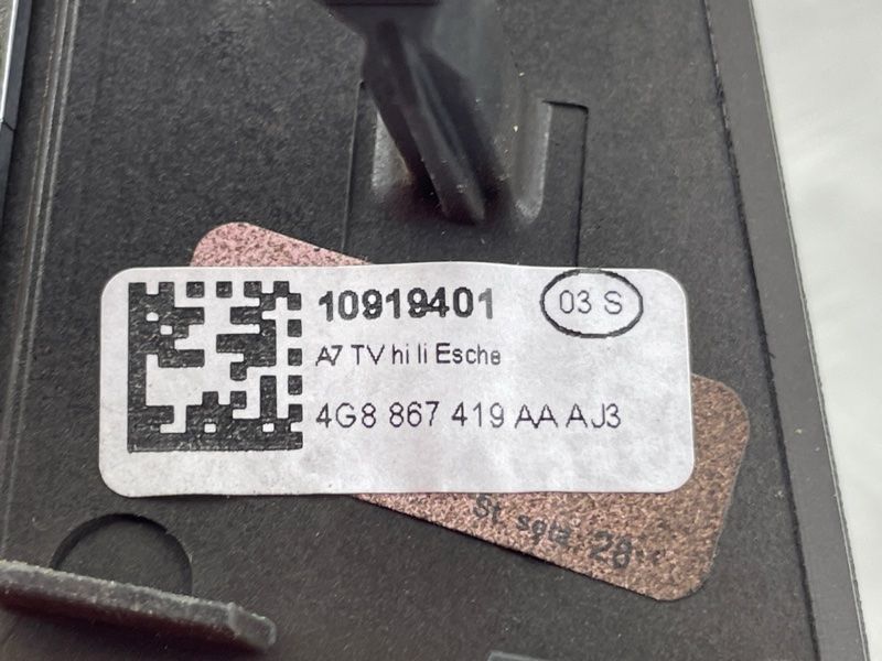 Декоративна вставка дверей 4G8867419AAAJ3 Audi A7