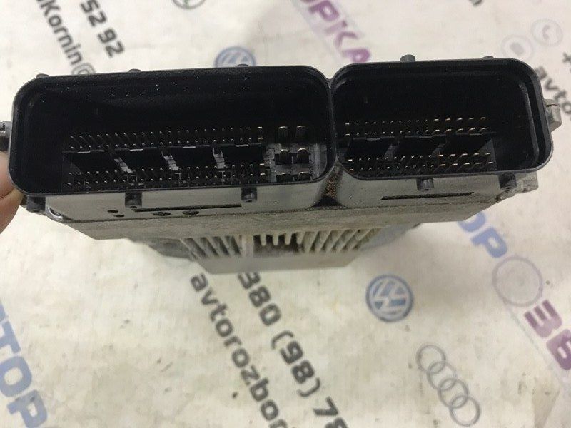 Блок керування двигуном 4L0910551H Audi Q7