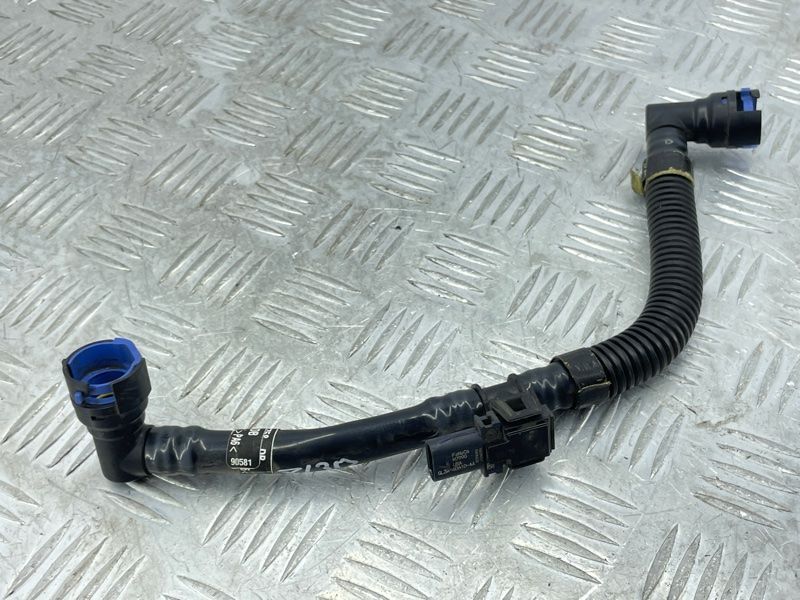 Патрубок K2GE6758DB Ford Edge