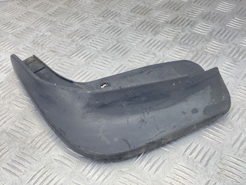 Бризковик 7P0075111 Volkswagen Touareg