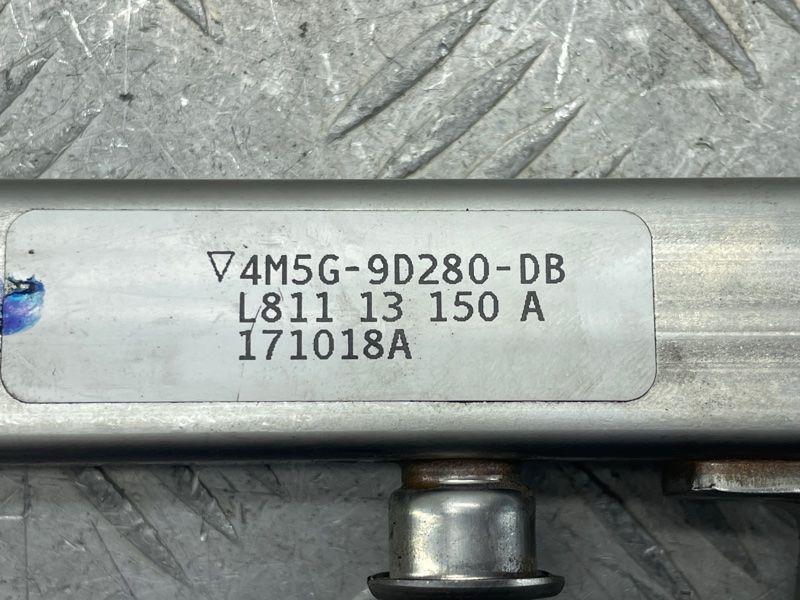 Паливна рампа 4M5G9D280DB Ford Fusion
