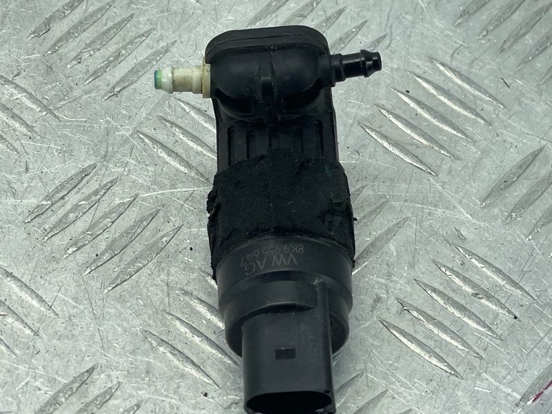 Насос омивача 8K9955647 Audi Q5