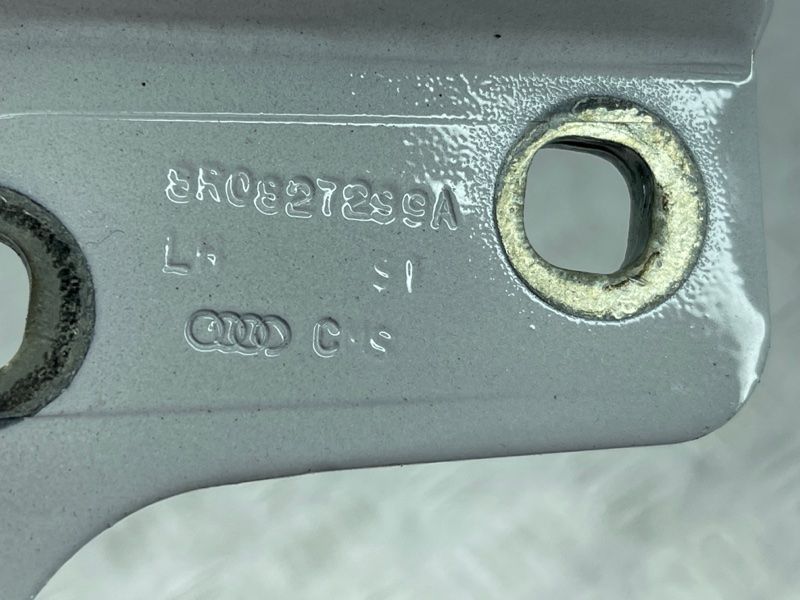 Петля кришки багажника 8R0827299A Audi Q5