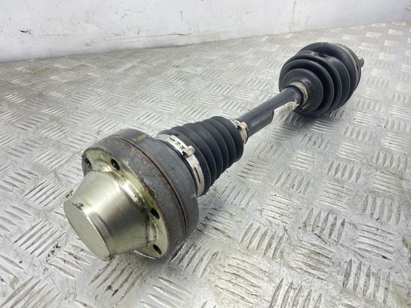 Піввісь 7P0407271C Volkswagen Touareg