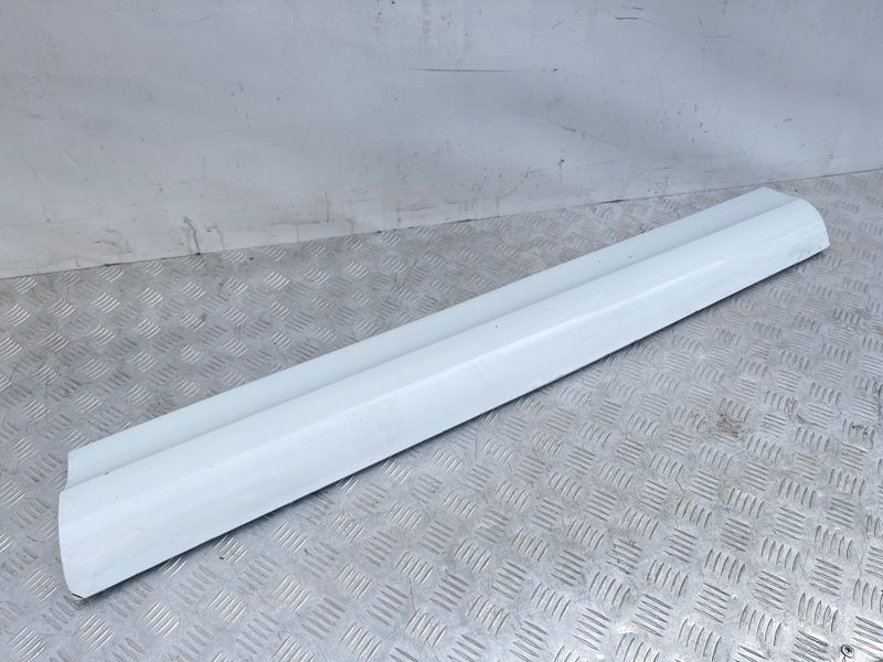 Накладка дверей передня права 4L0853960F Audi Q7 Audi Q7