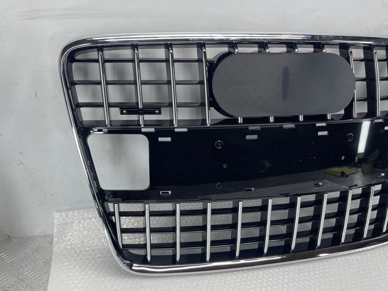Решітка радіатора 4L0853651ET94 Audi Q7