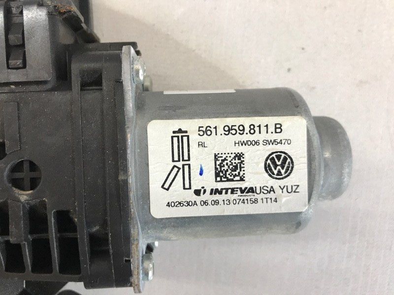 Мотор стеклоподъемника 561959811B Volkswagen Passat
