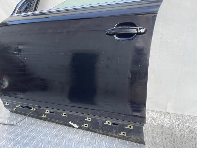 Двері 4L0831051A Audi Q7