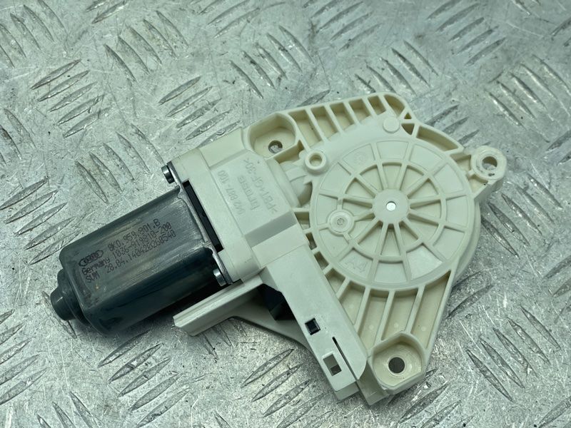 Мотор склопідйомника 8K0959801B Audi Q5
