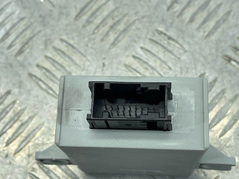 Блок управления системы контроля давления в шинах 4F0907274 Audi Q7