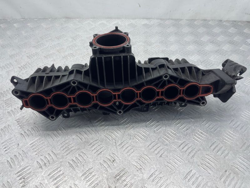 Колектор впускний 31465677 Volvo XC60