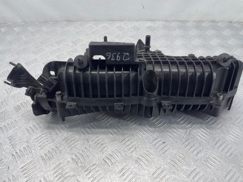 Колектор впускний 31465677 Volvo XC60