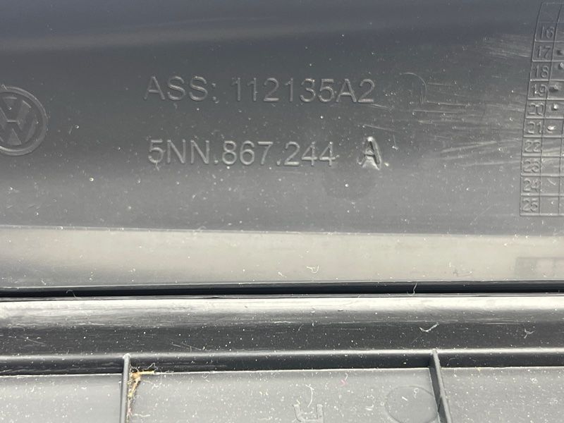 Облицовка стойки Volkswagen Tiguan