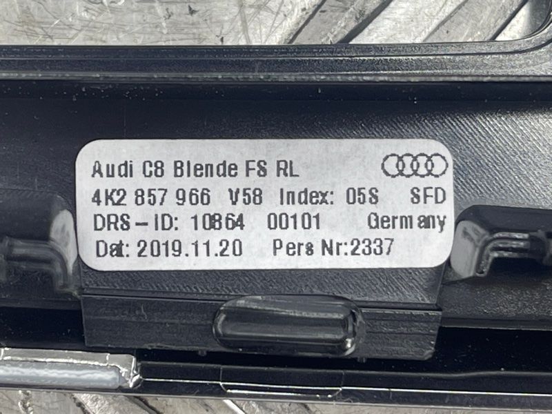Накладка панелі управління 4K2857966V58 Audi A6