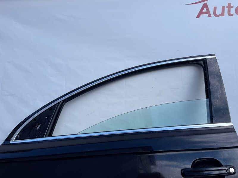 Двері 4L0831051A Audi Q7