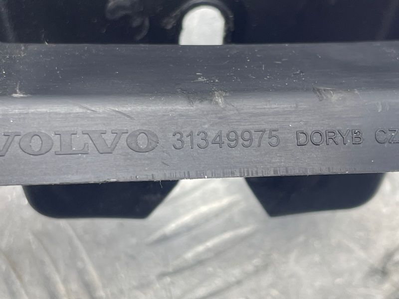 Накладка замка багажника 31349975 Volvo XC90