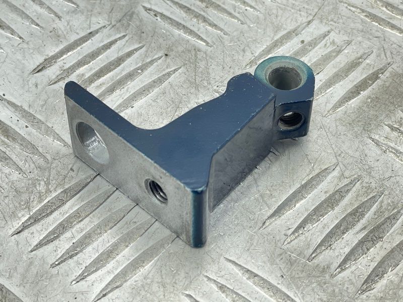 Петля двери 8S0833404E Audi Q7