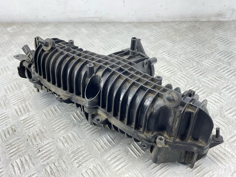 Колектор впускний 31431777 Volvo XC90