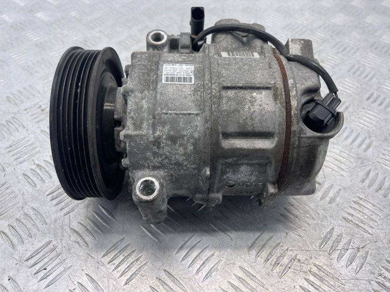 Компресор кондиціонера 4E0260805AR Audi Q7