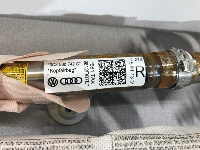 Шторка безпеки бічна / Airbag 3C8880742C Volkswagen CC