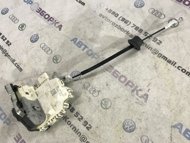 Замок дверей 8K0839015D Audi A4 Allroad