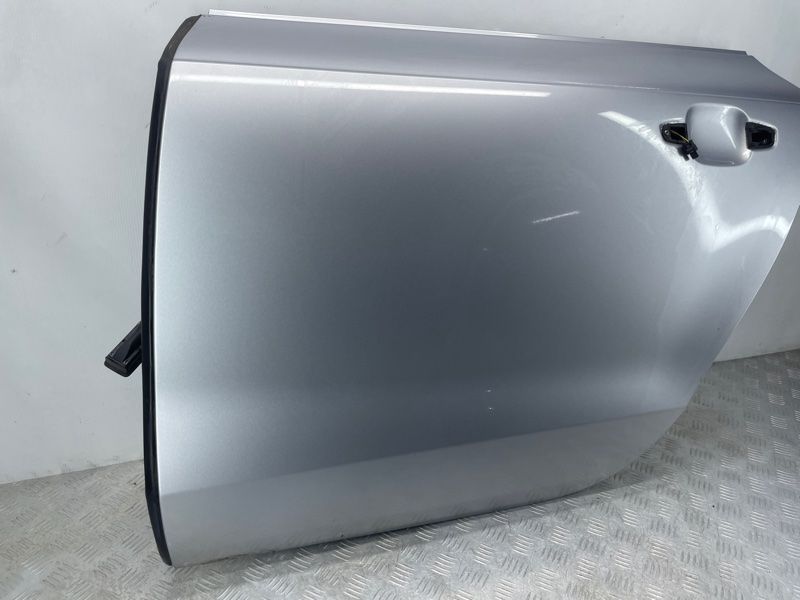 Двері 4G8833051A Audi A7