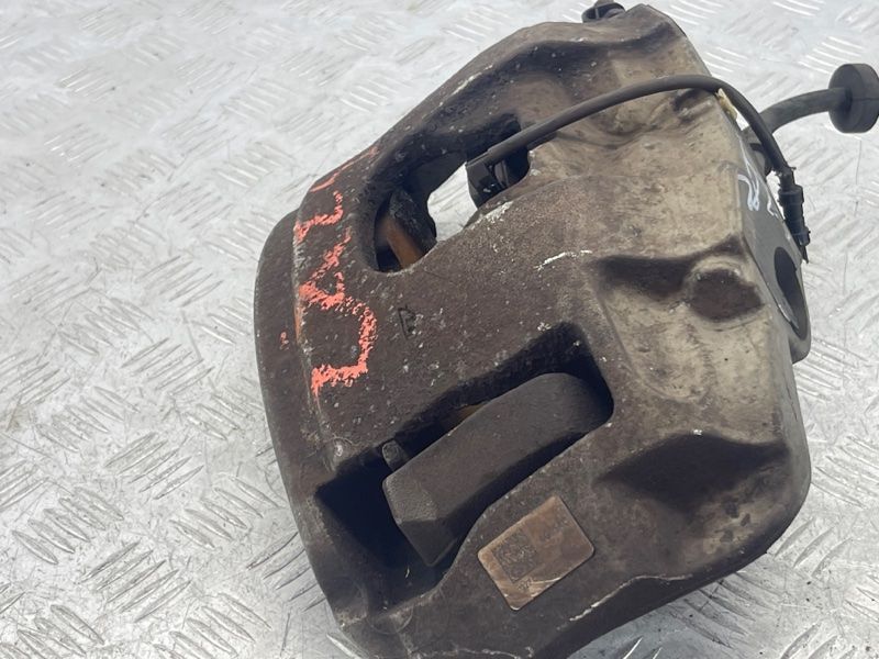 Супорт гальмівний 4G0615123B Audi A6