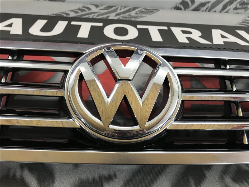 Решітка радіатора Volkswagen CC