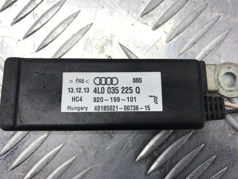 Усилитель антенны 4L0035225Q Audi Q7
