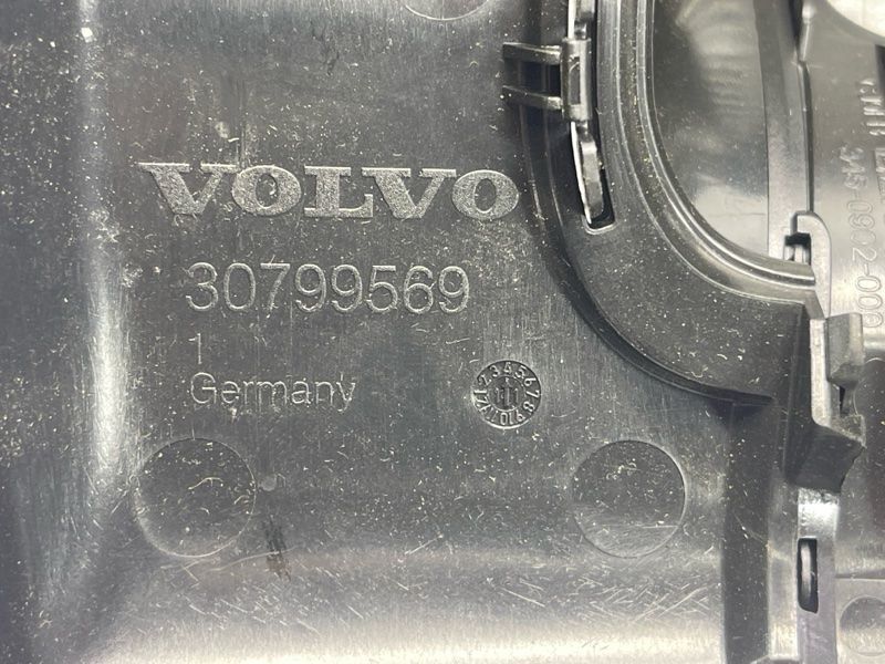 Накладка 30799569 Volvo XC60