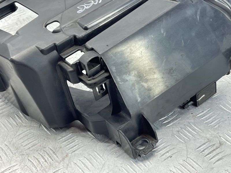 Кріплення фари ліве 4L0941613B Audi Q7 Audi Q7
