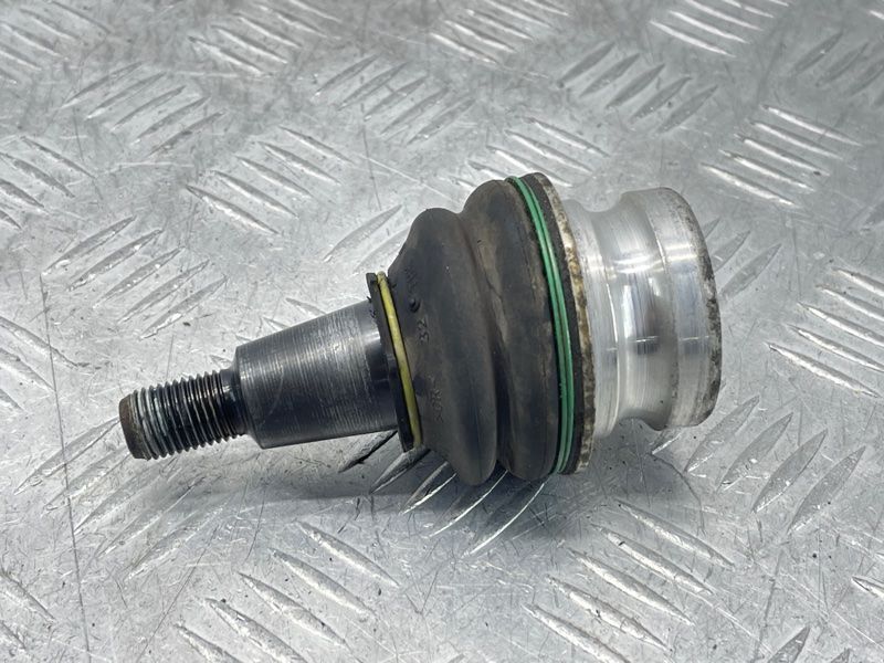 Кульова опора 80A407689C Audi A6