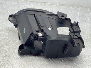 Крепление фары правое 4L0941614B Audi Q7 Audi Q7