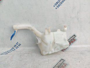 Бачок омывателя стекла DS7317B613 Ford Fusion
