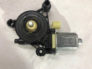 Мотор склопідйомника 8W0959802 Audi Q7